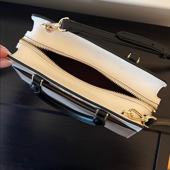 Kate Spade Cream and Tan Madison Satchel small - Picture 6 of 11